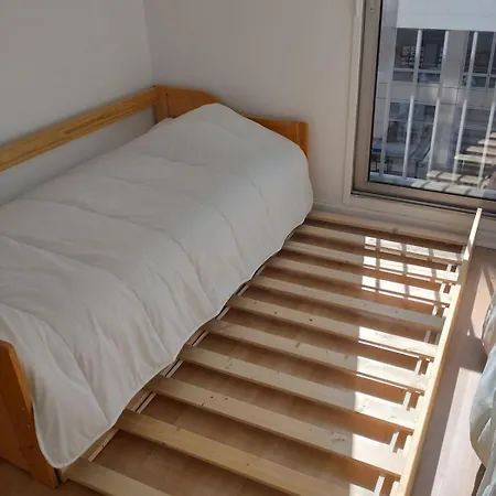 Lägenhet Cosy 2br La Defense, 10min Walk Metro Courbevoie