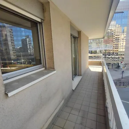 Cosy 2br La Defense, 10min Walk Metro Lägenhet